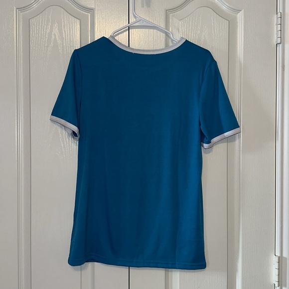 Yexipo Woman’s Graphic Tee Shorts Sleeves Good Vibes size Small Blue - Picture 3 of 12